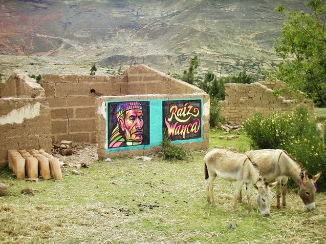  by El Decertor, Elliot Tupac in El Tambo